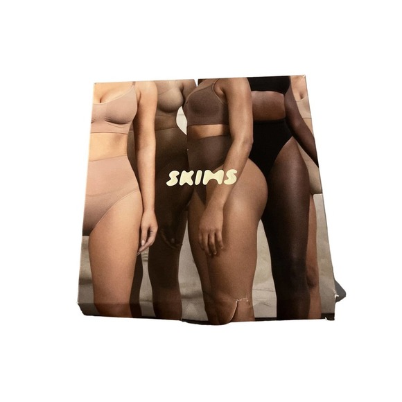 SKIMS Kim Kardashian Core Control Brief Color Clay  Size L/XL - Picture 1 of 8